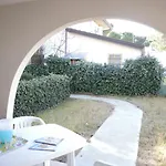 Private Garden With Fireplace Διαμέρισμα Μπιμπιόνε