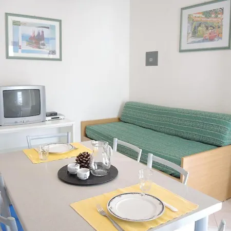 Apartment Two-bedroom Flat With Balcony And Private Garden - By Beahost Bibione